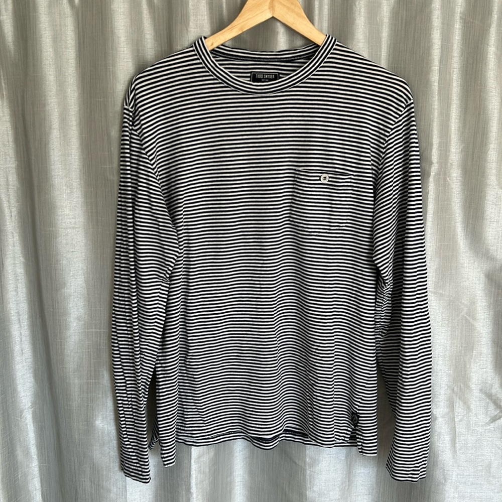 Long sleeve pocket tee in Navy stripe